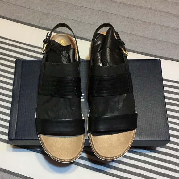 COLE HAAN - Picture 13 of 16
